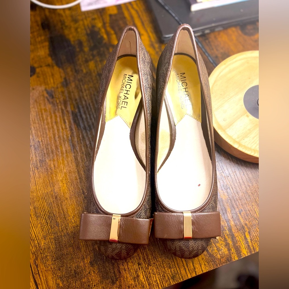 Micael Kors Mk signature monogram shoes